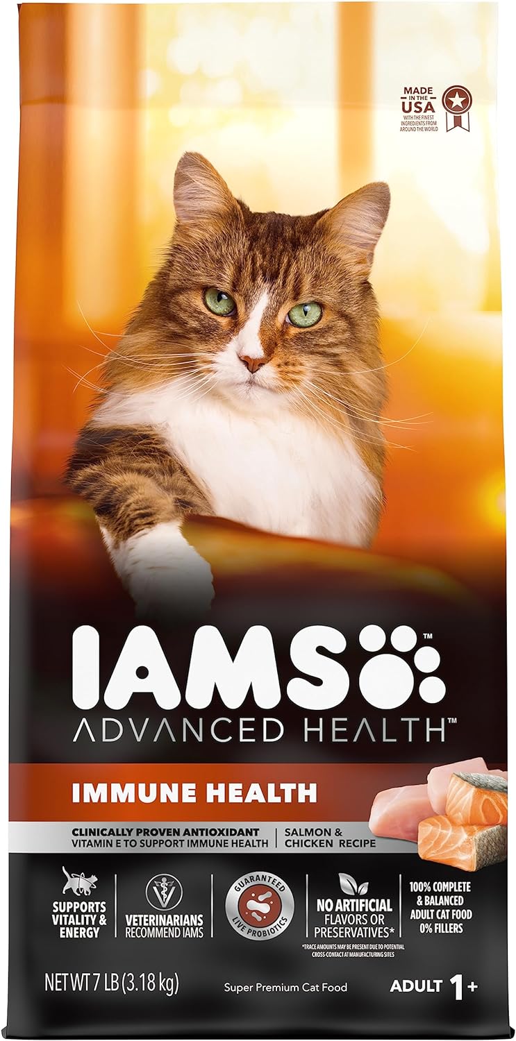 IAMS Advanced Health Immune Health Salmon and Chicken Recipe Adult Dry Cat Food, 7 lb. Bag