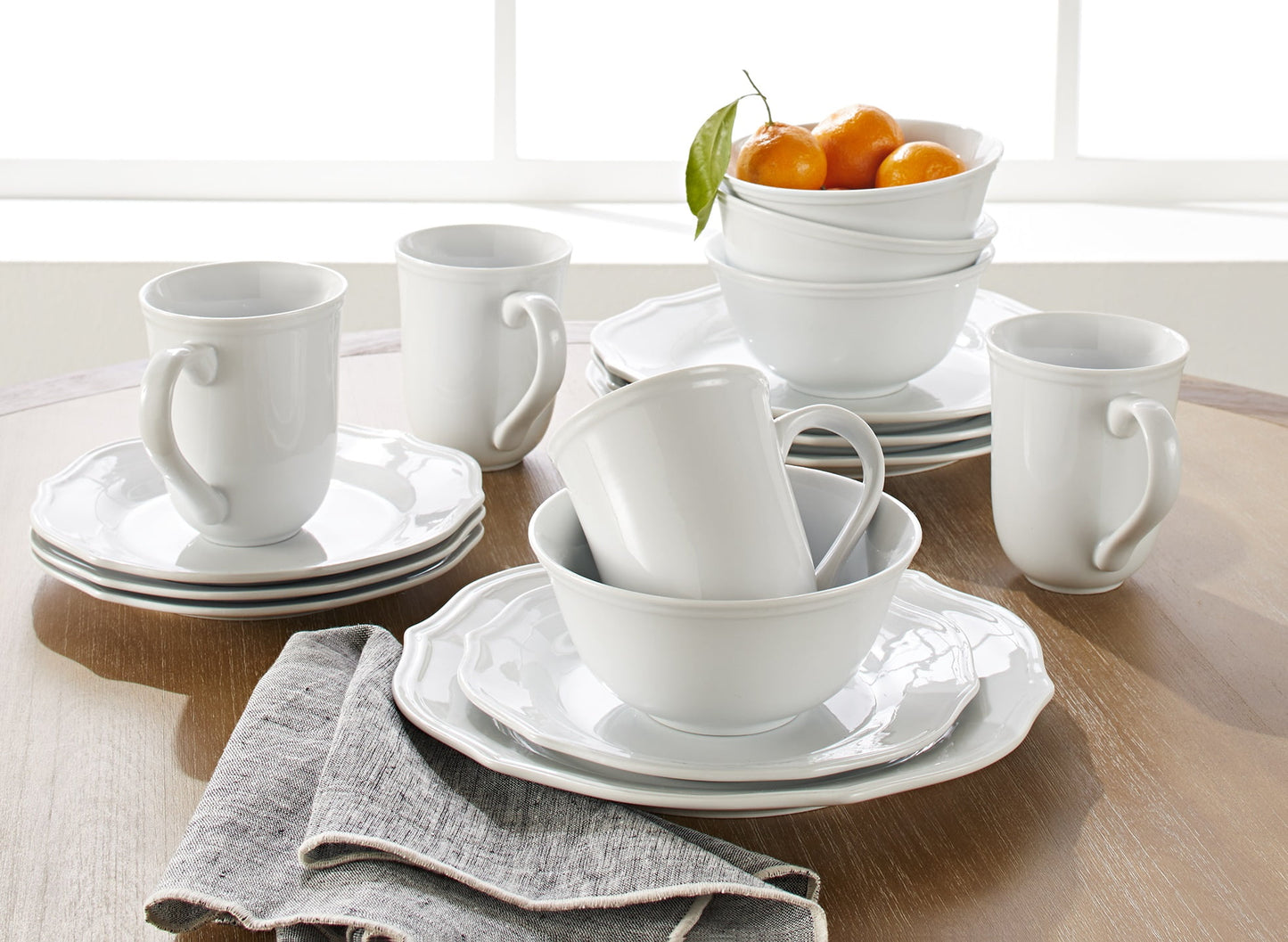 Better Homes & Gardens 16-Piece Carnaby Scalloped Porcelain Dinnerware Set, White